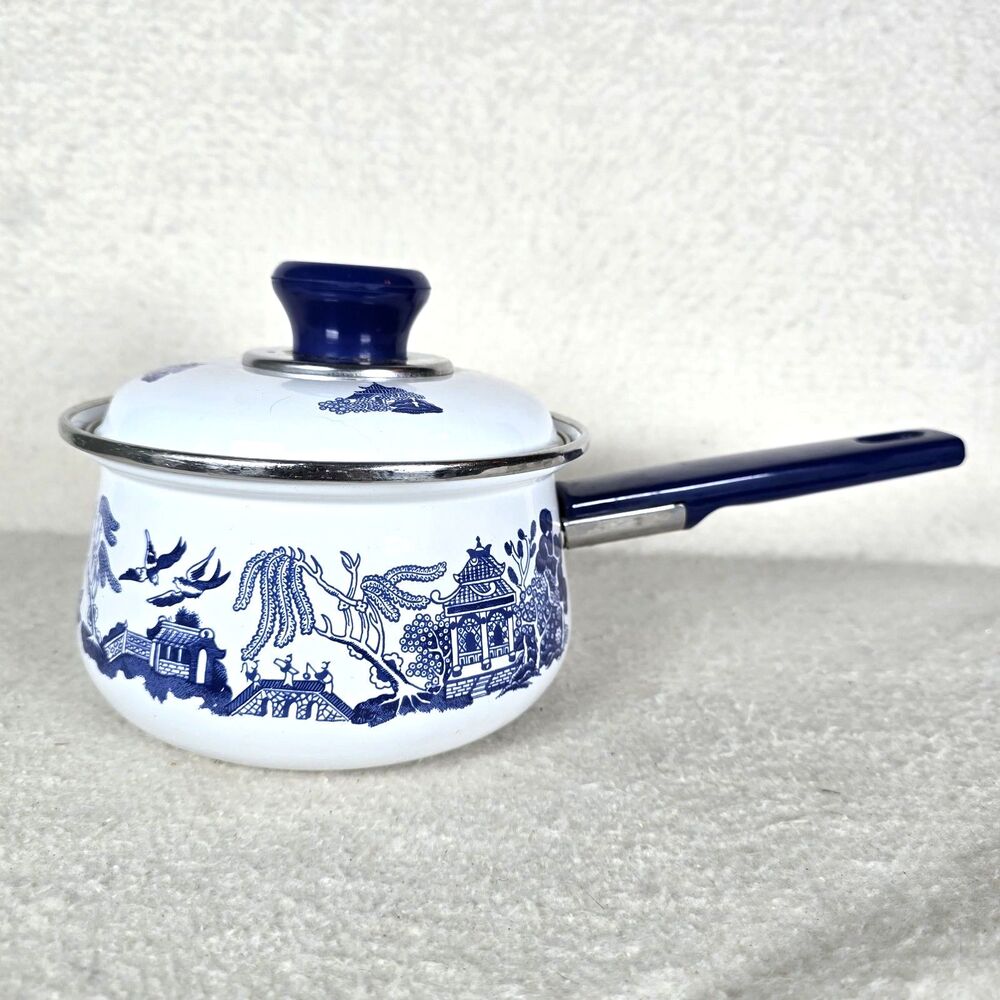 Heritage Mint Blue Willow Pantry Collection Enamel Saucepan with Lid 6.5in 2qt